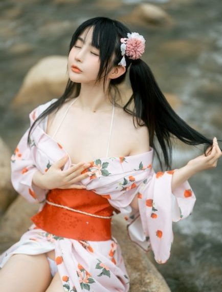 伊人入口_720免费在线观看