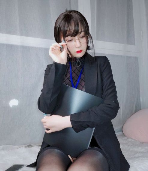 妈妈朋友免费在线_BD高清欧美在线观看