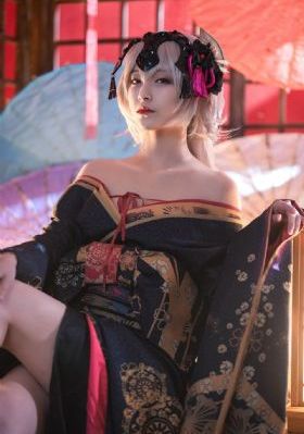 《请和这样的我恋爱吧》_720免费在线观看